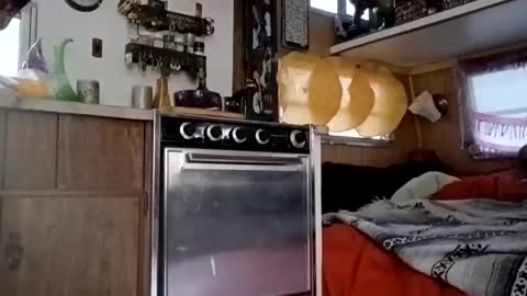 Snapshot of hoodoou chatting on 01-19-26, 12:25 hoodoou online show from 01-19-26, 12:25