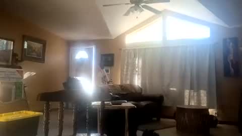 Snapshot of hoodoou chatting on 07-09-26, 12:48 hoodoou online show from 07-09-26, 12:48