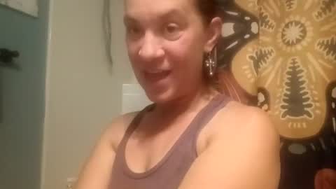 Snapshot of hoodoou chatting on 07-11-26, 10:22 hoodoou online show from 07-11-26, 10:22