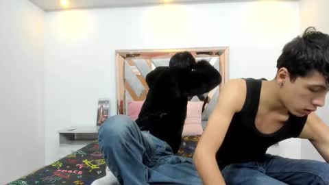 hoot_booys_ online show from 11-05-25, 12:05