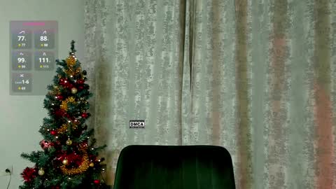 Snapshot of hoot_owl_cb chatting on 01-02-25, 10:01 Karina online show from 01-02-25, 10:01