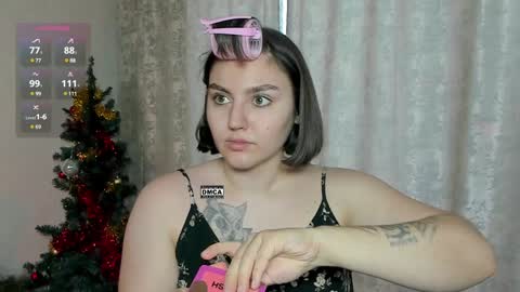 Snapshot of hoot_owl_cb chatting on 01-21-25, 03:15 Karina online show from 01-21-25, 03:15