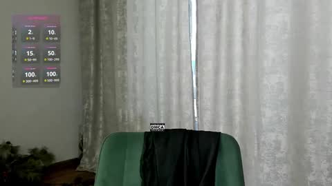 Snapshot of hoot_owl_cb chatting on 02-14-25, 02:07 Karina online show from 02-14-25, 02:07