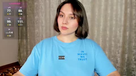 Snapshot of hoot_owl_cb chatting on 02-28-25, 12:10 Karina online show from 02-28-25, 12:10