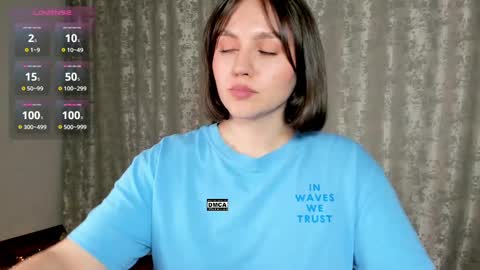 Snapshot of hoot_owl_cb chatting on 03-08-25, 01:03 Karina online show from 03-08-25, 01:03