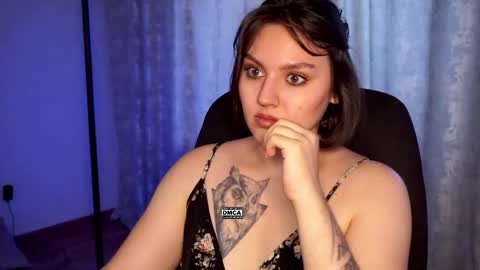 Snapshot of hoot_owl_cb chatting on 09-10-25, 02:44 Karina online show from 09-10-25, 02:44