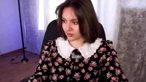 Snapshot of hoot_owl_cb chatting on 09-29-25, 11:20 Karina online show from 09-29-25, 11:20