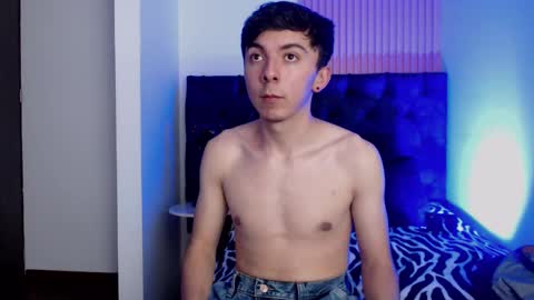 Hopper online show from 11-05-25, 03:39