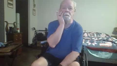 Snapshot of hormonemonster27 chatting on 12-20-24, 03:14 Hormone Monster online show from 12-20-24, 03:14