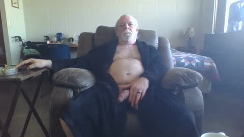 Snapshot of hormonemonster27 chatting on 03-09-25, 02:43 Hormone Monster online show from 03-09-25, 02:43