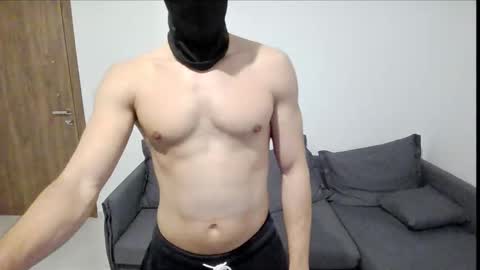 Snapshot of hornboy43 chatting on 11-16-25, 04:45 Oliver Saints online show from 11-16-25, 04:45