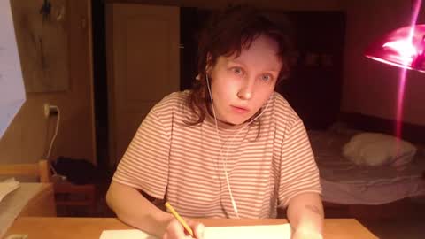 Snapshot of horndemonroxy chatting on 06-15-26, 06:21 Roxy online show from 06-15-26, 06:21