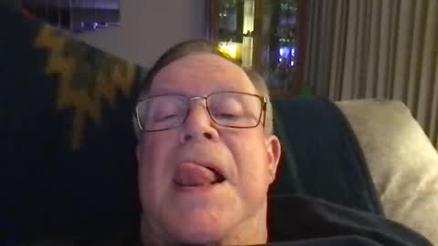 Snapshot of horndog69b chatting on 04-26-26, 08:23 horndog online show from 04-26-26, 08:23