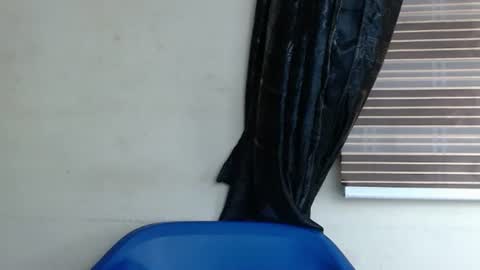 Snapshot of horny4bum chatting on 02-19-25, 07:05 horny4bum online show from 02-19-25, 07:05