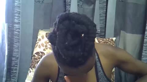 Leila online show from 04-09-26, 11:37