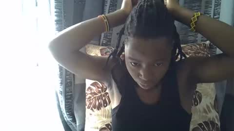 Leila online show from 04-17-26, 11:35