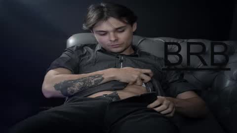 Snapshot of horny_boy08 chatting on 12-15-25, 12:26 Jhulian online show from 12-15-25, 12:26