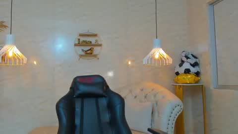 Horny Curls  online show from 07-04-26, 03:56