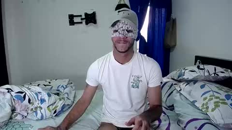 Snapshot of horny_dirty_bigcock chatting on 11-18-25, 09:19 BoyHornyDirty online show from 11-18-25, 09:19