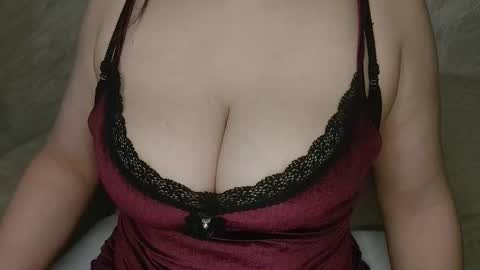 Snapshot of horny_emily1 chatting on 01-06-26, 06:17 call me emily online show from 01-06-26, 06:17