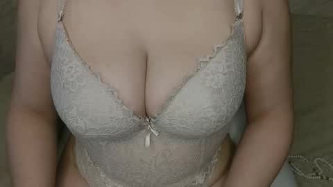 Snapshot of horny_emily1 chatting on 01-11-26, 05:45 call me emily online show from 01-11-26, 05:45