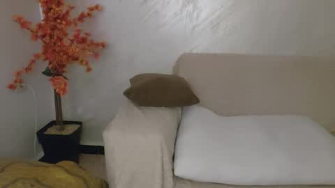 Snapshot of horny_emily1 chatting on 02-18-26, 05:53 call me emily online show from 02-18-26, 05:53