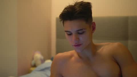 Extaz Athrey Howard online show from 12-15-24, 07:21