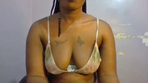 Snapshot of horny_hearts chatting on 06-13-26, 03:26 phanice online show from 06-13-26, 03:26