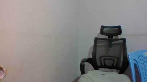 Snapshot of horny_hearts chatting on 06-20-26, 03:26 phanice online show from 06-20-26, 03:26