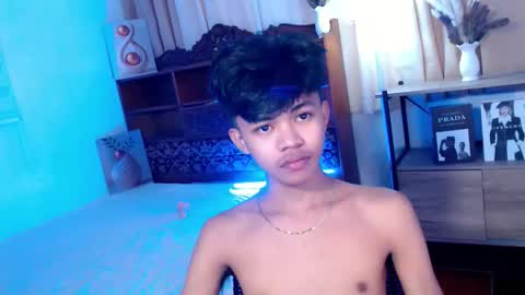 horny_joshxxx online show from 04-21-26, 08:23