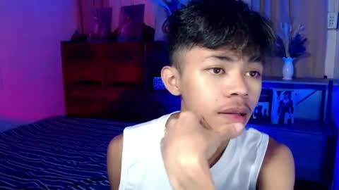 horny_joshxxx online show from 06-25-26, 04:22