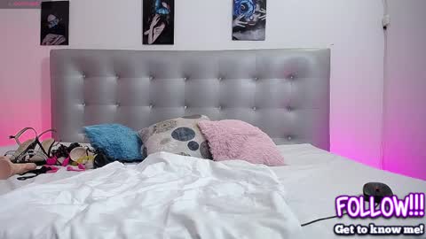 Juliette Roberts online show from 03-30-26, 03:46