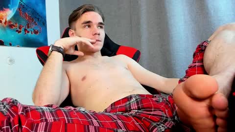 Snapshot of horny_yo chatting on 02-03-25, 02:14 Max online show from 02-03-25, 02:14