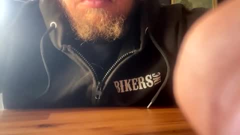 Snapshot of hornyasscouple1009 chatting on 09-28-25, 10:31 hornyasscouple1009 online show from 09-28-25, 10:31