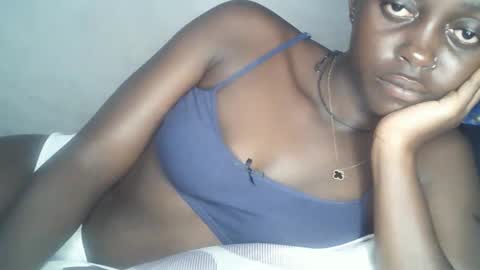 Bella online show from 04-06-26, 02:20