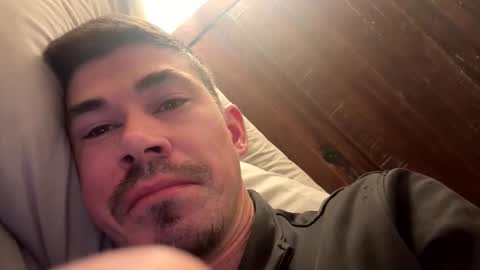 Justin 7 inches online show from 03-28-26, 04:45