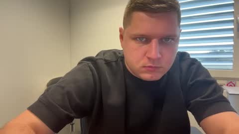 Snapshot of hornyboy95300 chatting on 12-24-24, 09:50 hornyboy95300 online show from 12-24-24, 09:50