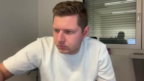 Snapshot of hornyboy95300 chatting on 11-09-25, 03:54 hornyboy95300 online show from 11-09-25, 03:54