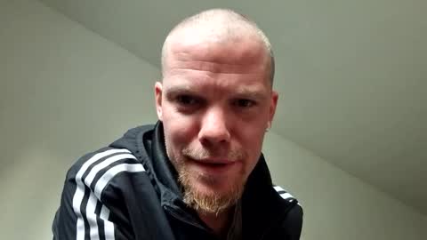 Snapshot of hornycologne4200 chatting on 03-20-26, 04:56 hornycologne4200 online show from 03-20-26, 04:56