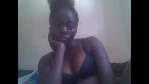hornygal001 online show from 12-17-24, 07:07
