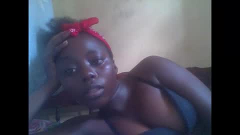 hornygal001 online show from 12-17-24, 10:12