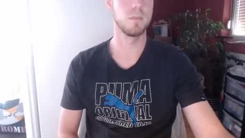 Snapshot of hornygaren chatting on 09-13-25, 12:49 zorander online show from 09-13-25, 12:49