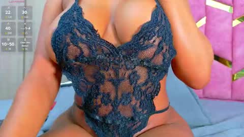 Valentina  online show from 11-20-25, 01:33