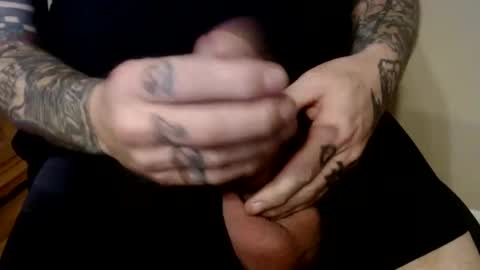 Snapshot of hornyhumpers chatting on 01-10-25, 05:05 Hornyhumper online show from 01-10-25, 05:05