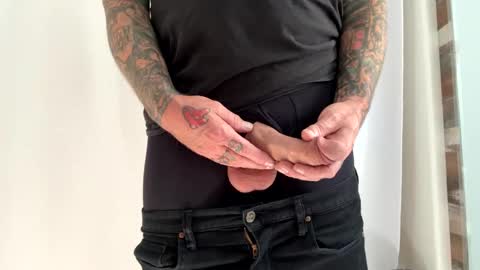 Snapshot of hornyhumpers chatting on 09-13-25, 07:13 Hornyhumper online show from 09-13-25, 07:13