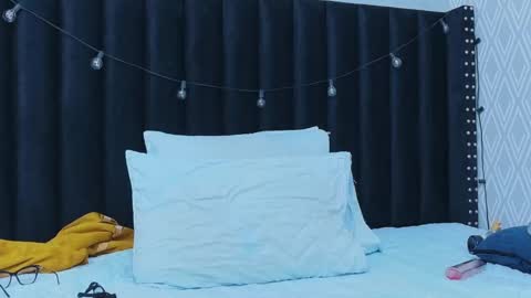 Natasha  online show from 10-13-25, 12:16