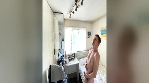 Hornylondon online show from 06-27-26, 06:07