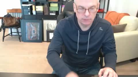 Snapshot of hornynthick70 chatting on 02-26-26, 07:35 hornynthick70 online show from 02-26-26, 07:35