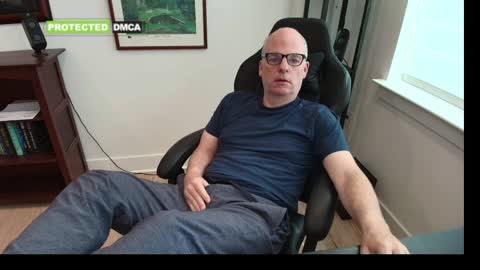 Snapshot of hornynthick70 chatting on 03-29-26, 02:39 hornynthick70 online show from 03-29-26, 02:39