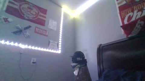 hornypierceddad online show from 04-05-26, 12:30